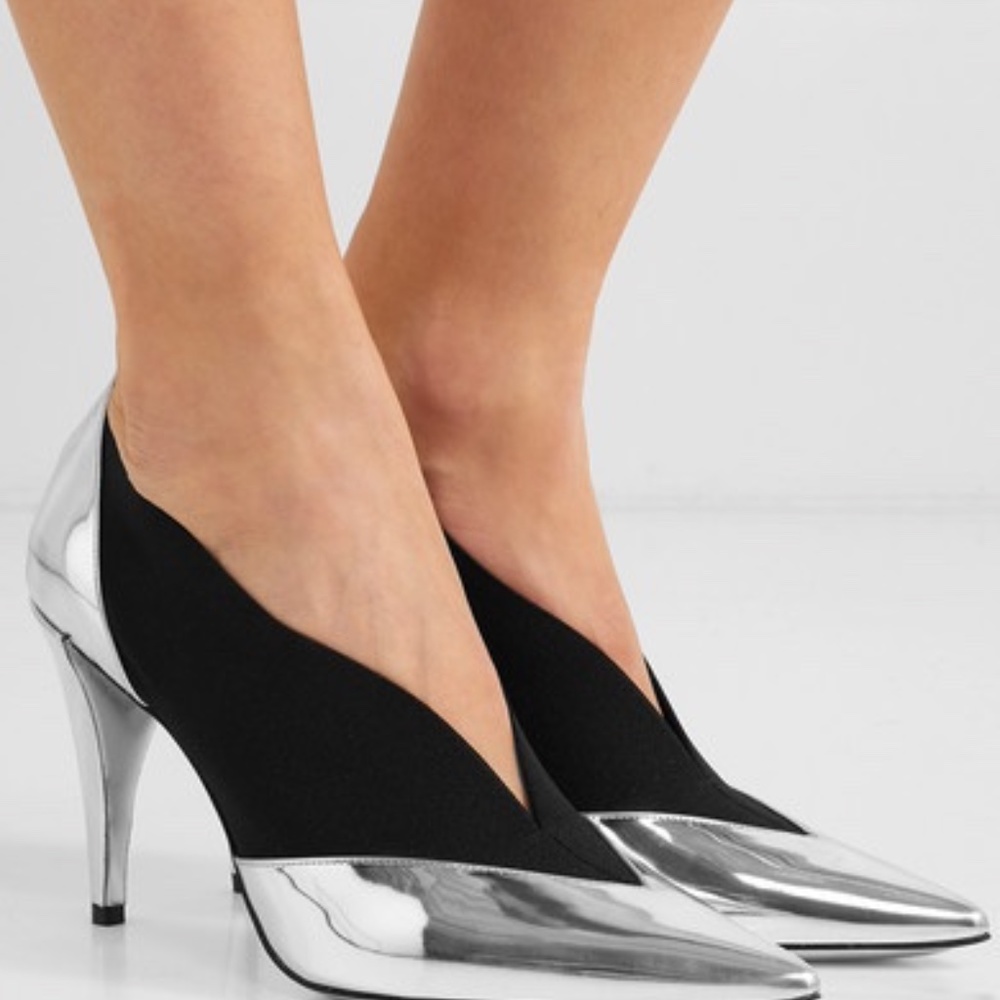 GIVENCHY Pumps
